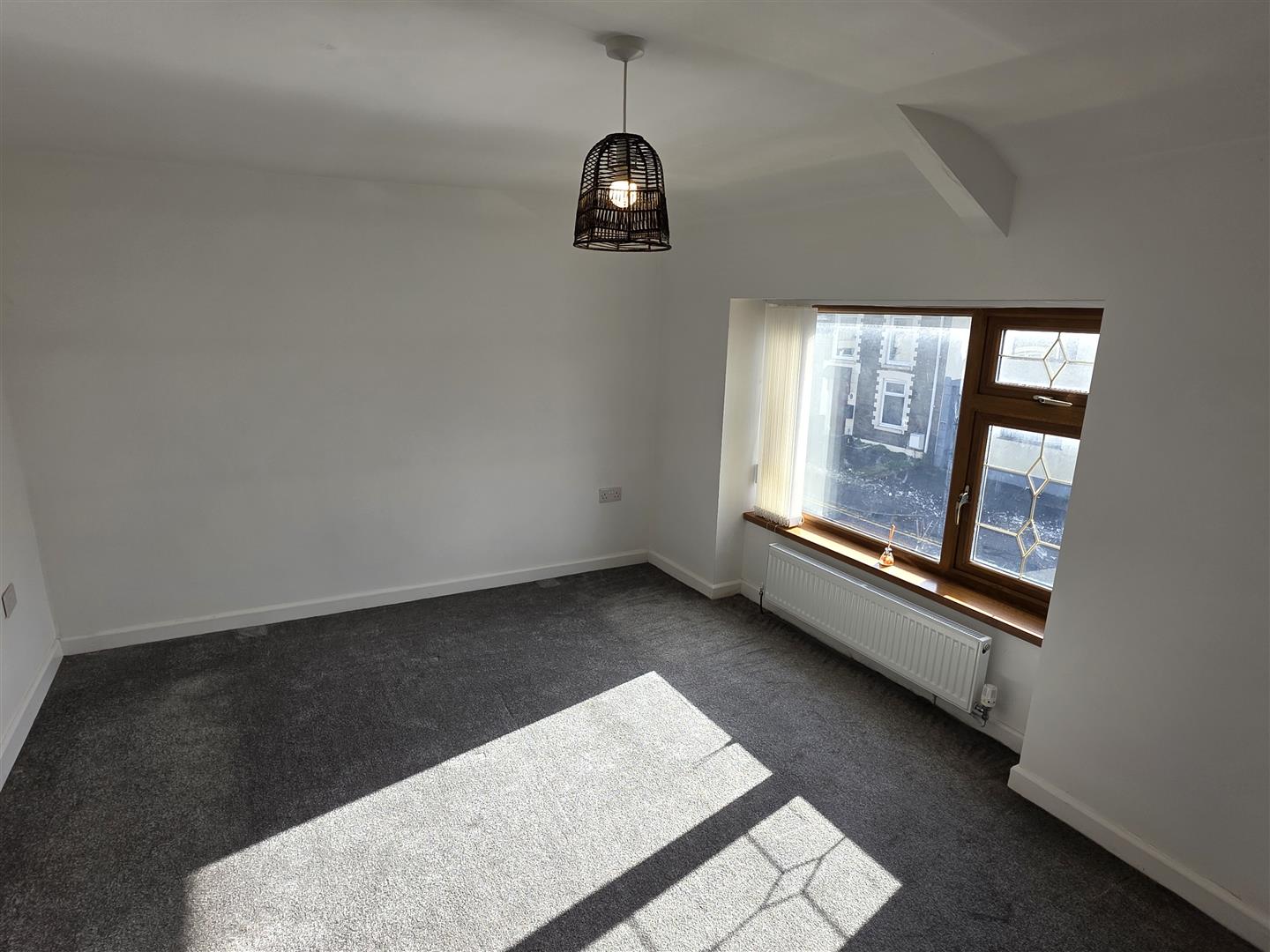Panteg, Felinfoel, Llanelli, SA15 3TE